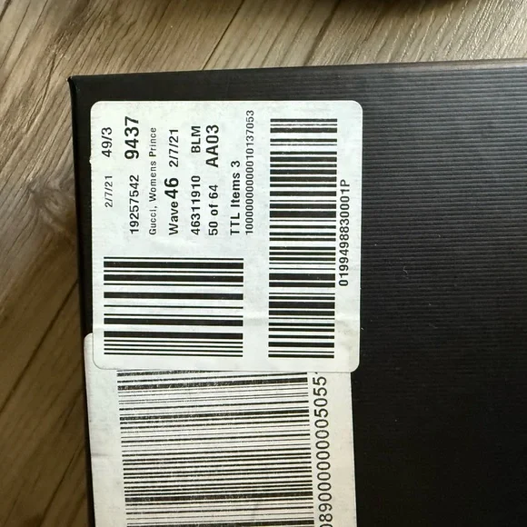 Gucci Red Leather Slip-Ons - Picture 8 of 14